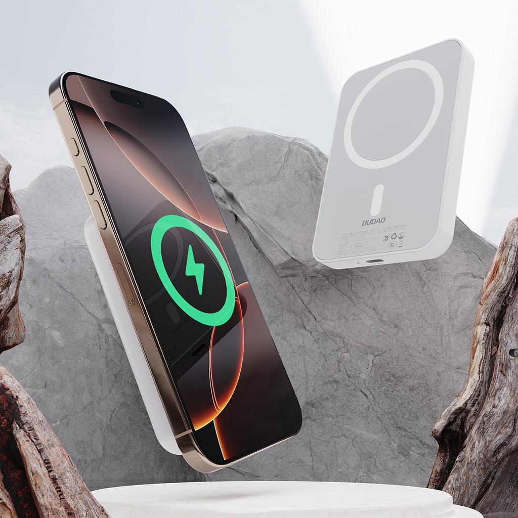 Powerbank K26S 5000mAh 20W USB-A / USB-C / MagSafe - biały