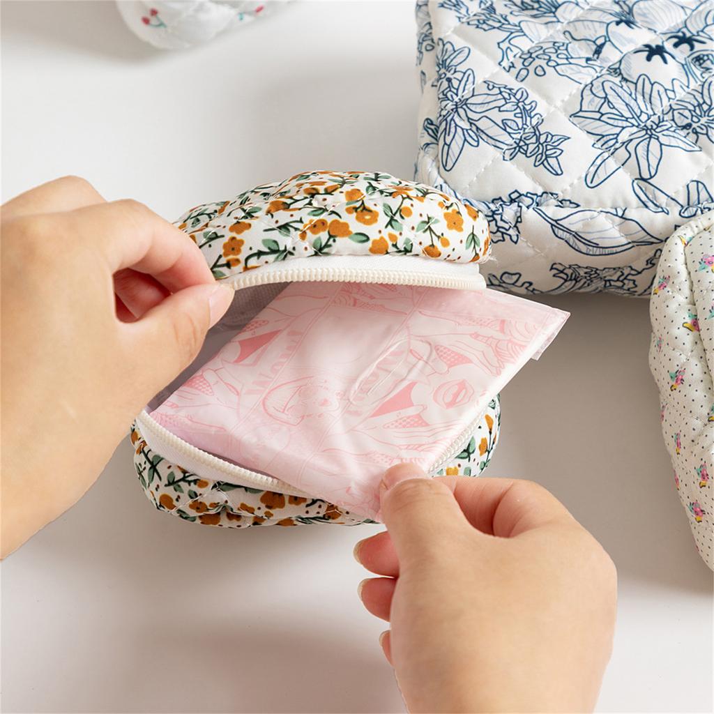 Portable Feminine Hygiene Pouch Convenient Sanitary Napkin Pouches for Discreet Storage of Feminine Products