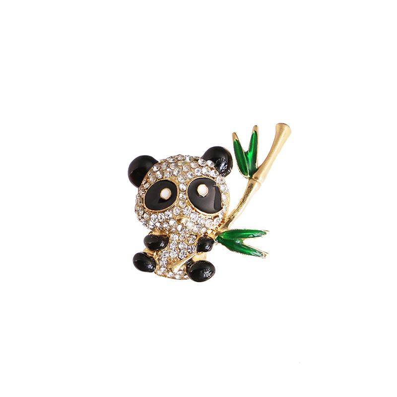 Милая брошь в виде панды из бамбука, универсальная брошь в виде животного из бамбука с бриллиантами, антибликовые аксессуары для куртки