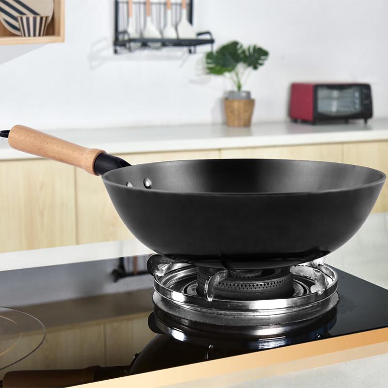 Xin Yi Fan Cast Iron Non-Stick Wok