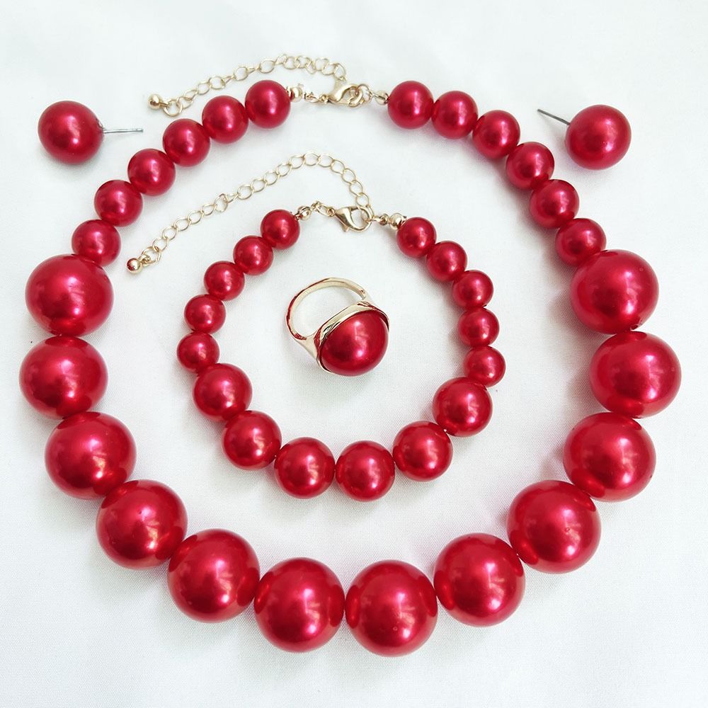 Light Luxury Imitation Pearl Jewelry Set Retro Elegant French Pearl Necklace Valentine‘s Day