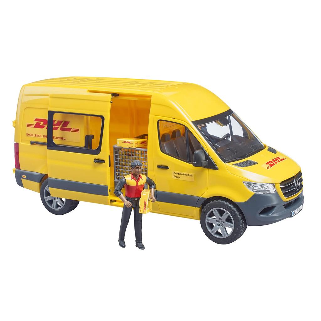 Брудер МБ DHL BR02671 (с фигурой)