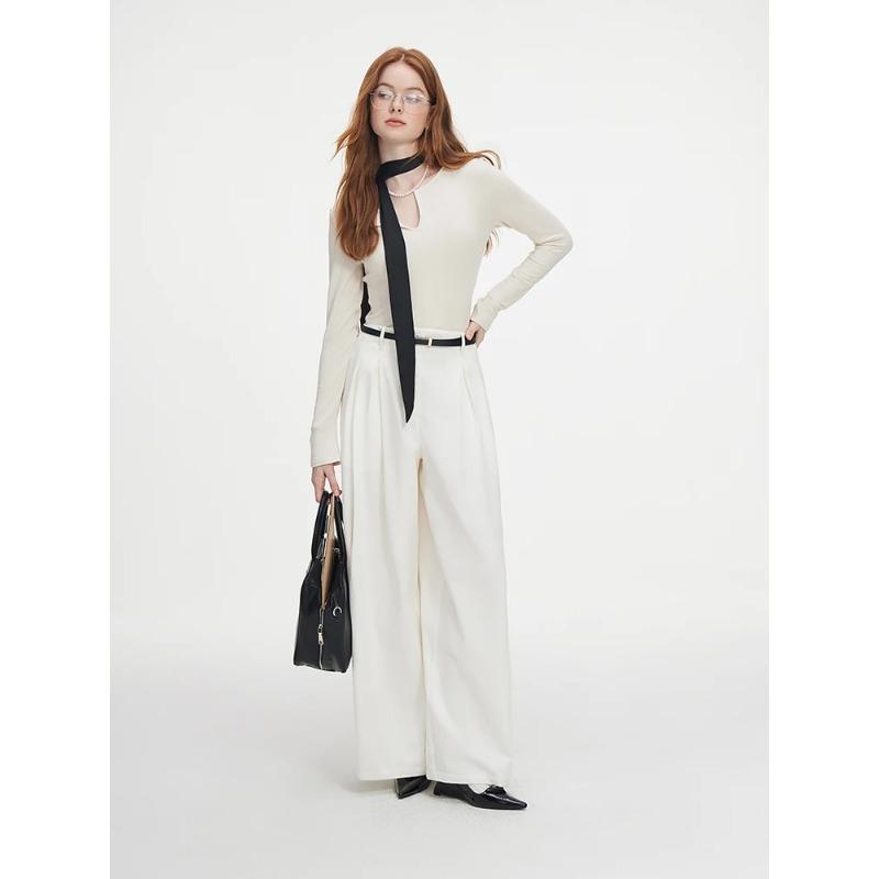 Свитер женский нижняя рубашка 2024 осень бежевый универсальный тонкий пуловер топы V-образный вырез тонкий хлопковый пуловер серый свитера 24FS13097