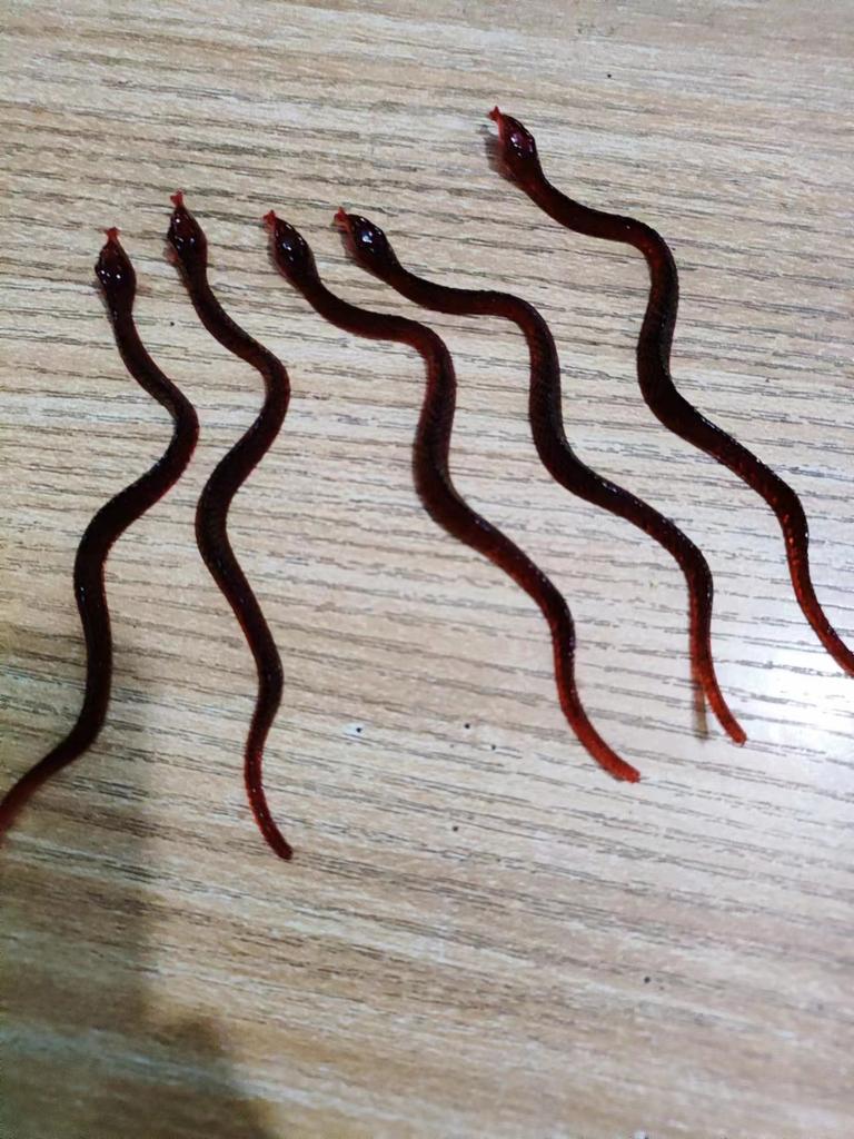 10 шт. Хэллоуин Симуляция Насекомое Таракан Паук Сороконожка Скорпион Пластик Розыгрыш Насекомое Смешной Хэллоуин DIY Украшение