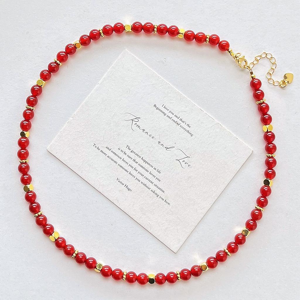 Ожерелье из халцедона и агата «Ветер», 6 мм, натуральный лед, прозрачный, цвета «голубиная кровь», дизайн с несколькими кругами, Верность