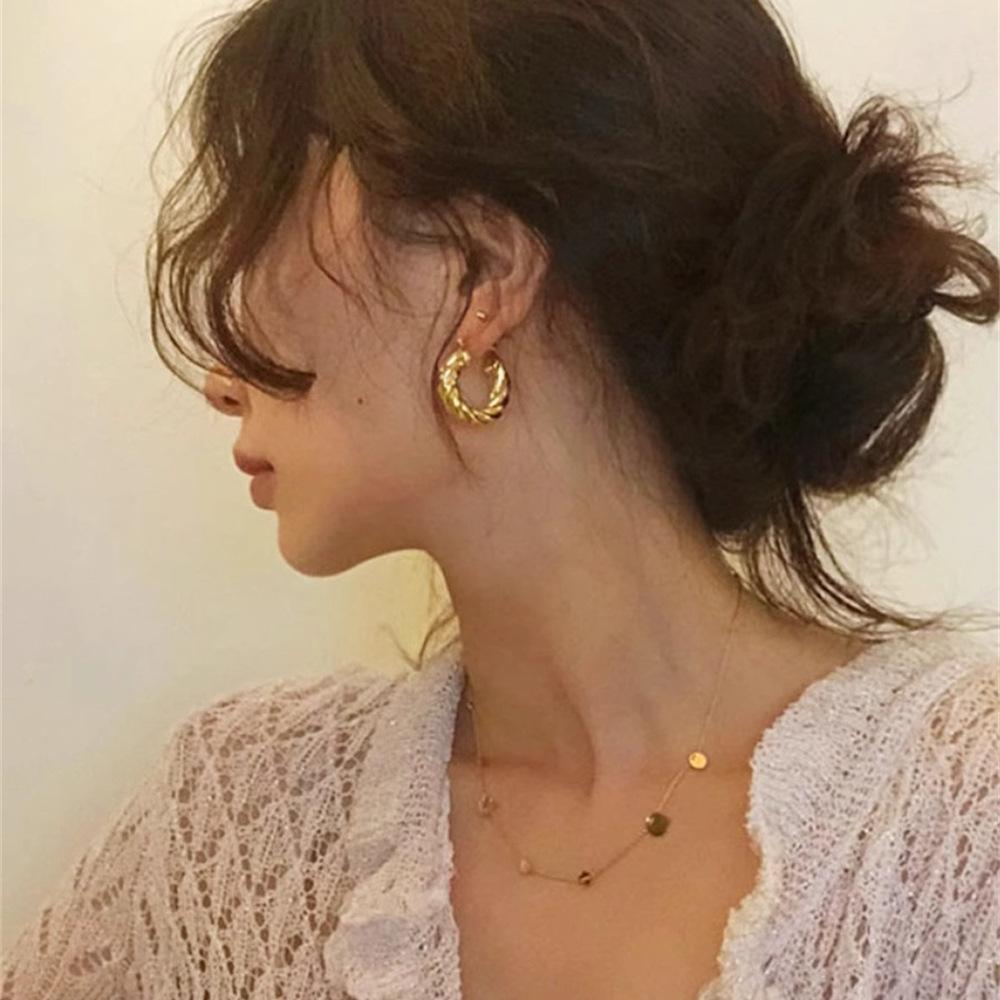 Высококачественный ретро-минималистичный дизайн в стиле Хепберн модные золотые плетеные кольца-серьги скрученные толстые кольца