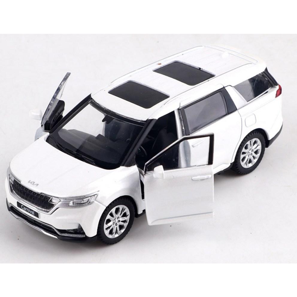 Литой мини-автомобиль Серия 2022 Карнавал, Жемчужно-белый, 1 шт.