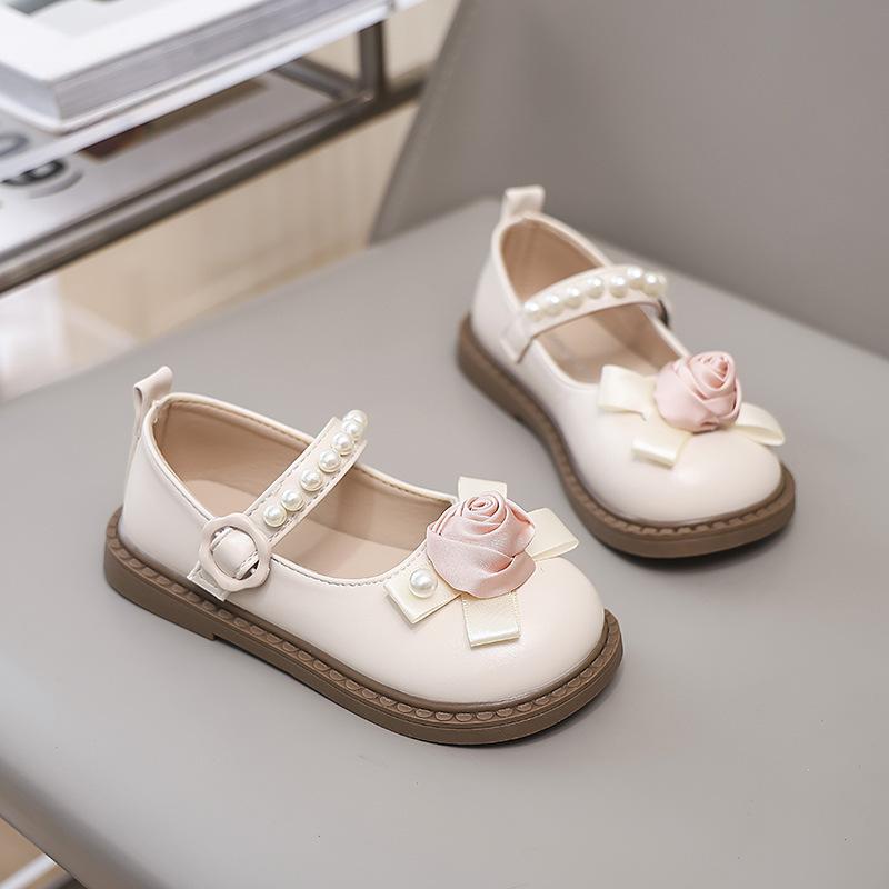 Весенние туфли для девочек из кожи в британском стиле на липучках Модные туфли для принцесс