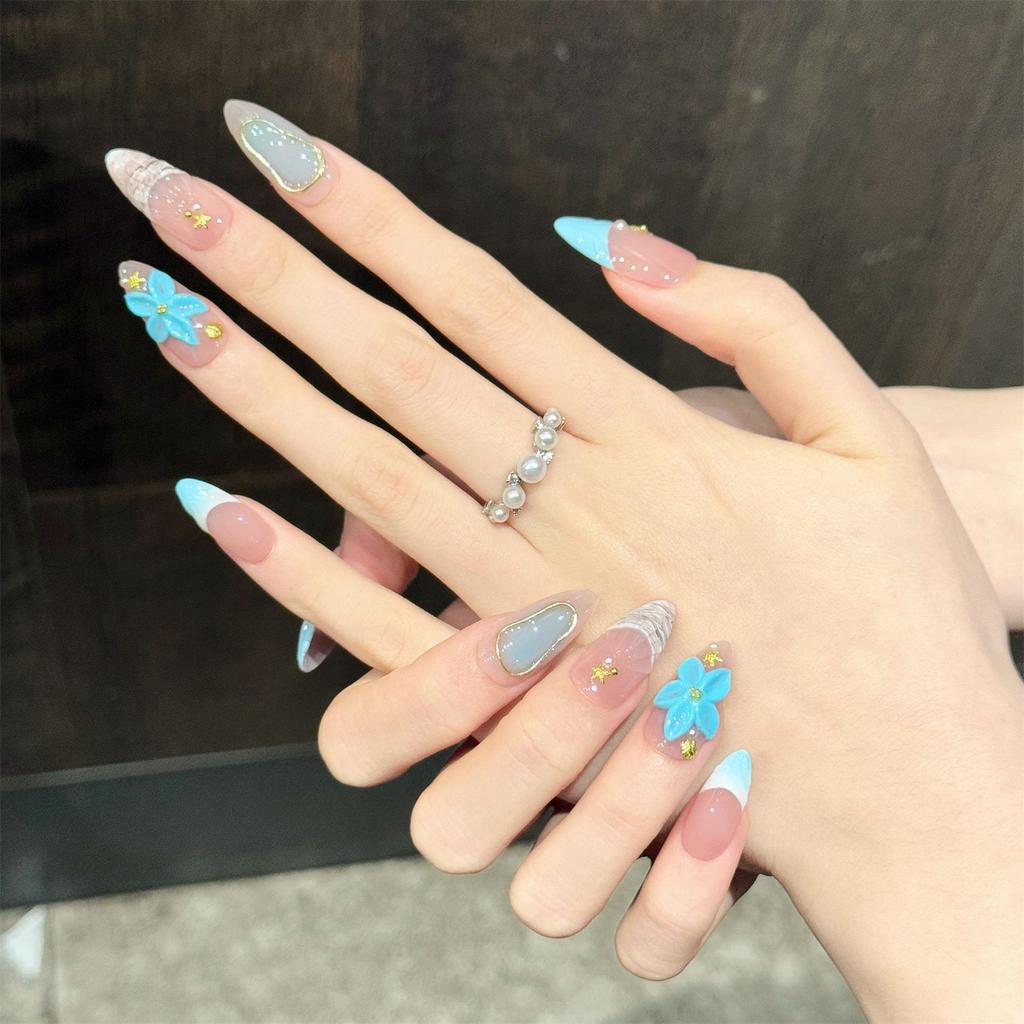 Almond False Nails Ocean Style 3D Carving Design 10 Pieces Lightweight Comfortable Wear