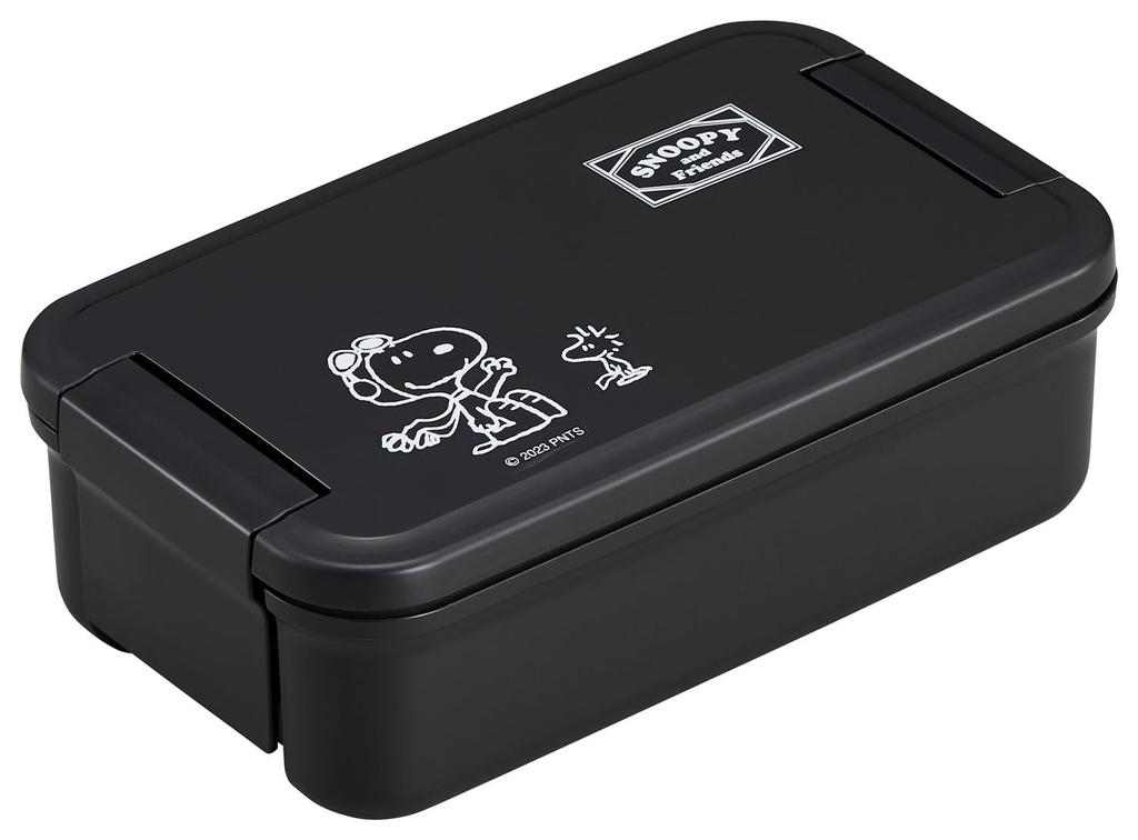 OSK Snoopy Black Lunch Box, 500ml, Made in Japan, Divided, Microwave and Dishwasher Safe, Integrated Gasket, Easy to Clean, Stain Resistant, Stylish,