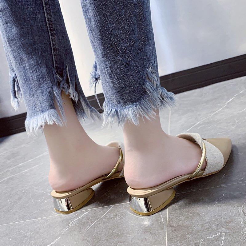 Summer New Pointed Sandals Women's Thick Heels Women's Shoes Fashion Bag Head Slippers Wear Low Heels