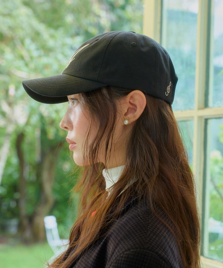 ANAE Signet Cap Black