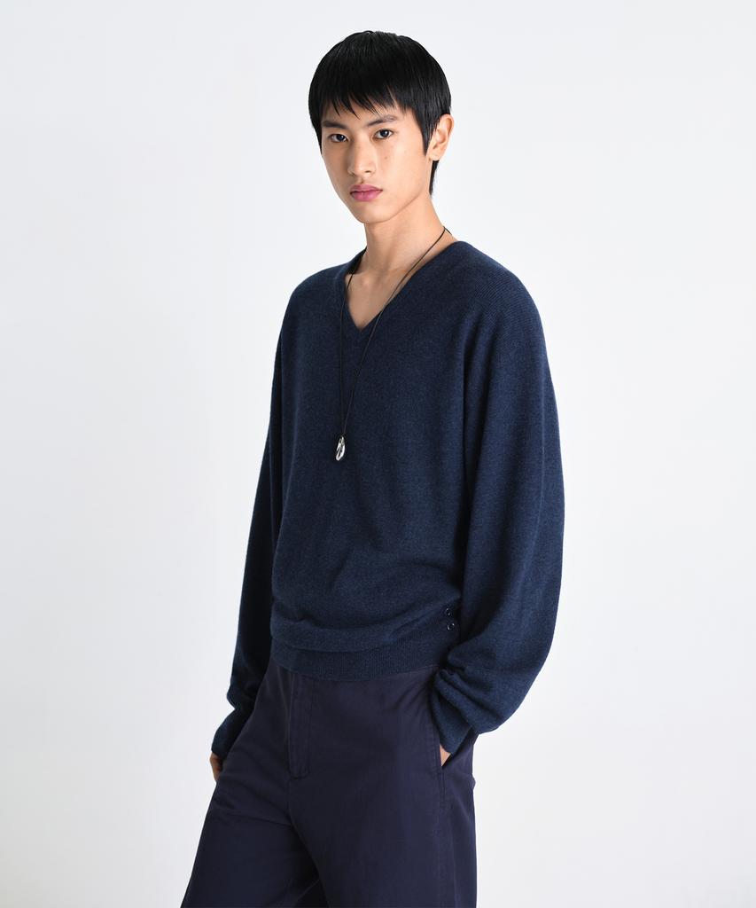 LABELARCHIVE Winslo Merino Air Wool V-Neck Dark Denim