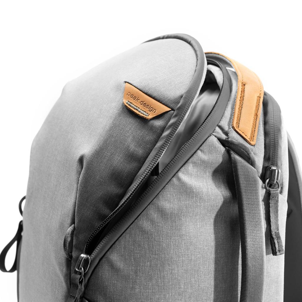 Peak Design Everyday Backpack Zip, 20L, Ash, BEDBZ-20-AS-3, PFAS-Free