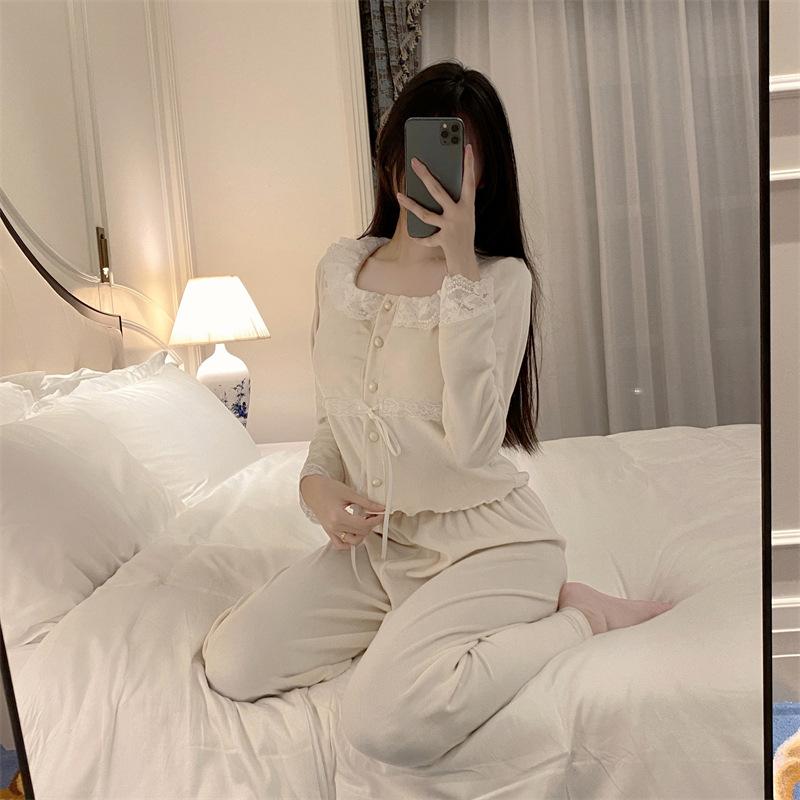 Пижама с длинными рукавами, домашняя одежда для женщин, осень-зима, с плюшевой кружевной отделкой, сексуальная ночная рубашка, квадратный вырез, комплект домашней одежды