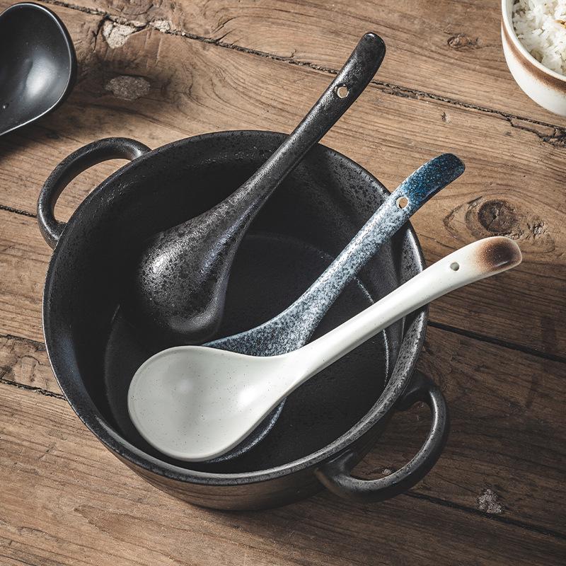 Японская керамическая суповая ложка с длинной ручкой для каши и хот-пота