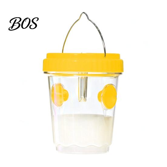 Non-toxic Flying Insect Catcher Outdoor Solar Wasp Trap, Hanging Waterproof Hornet Trap Bucket, Reusable Yellow Jacket Garden Pest with LED Light, for