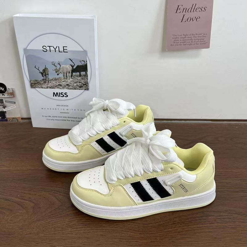 2024 autumn new Hong Kong style niche platform couple bread shoes women's Korean version fashion versatile student casual board shoes