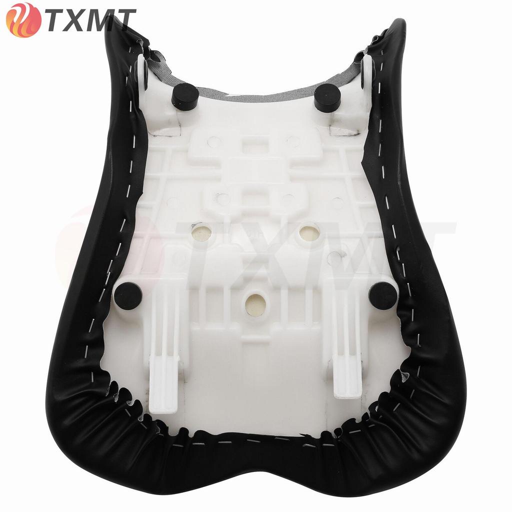 Suzuki GSXR600/750 K6-K7 Подушки переднего и заднего сиденья с кожаной сумкой на переднее сиденье (2006-2007 гг.)