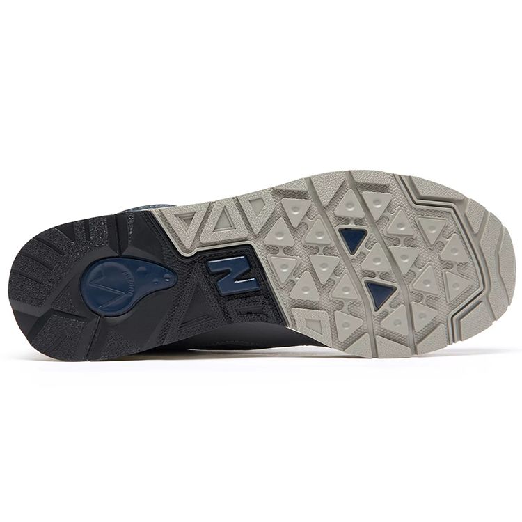 New Balance Кроссовки унисекс 1600 Grey Белые CM1600G