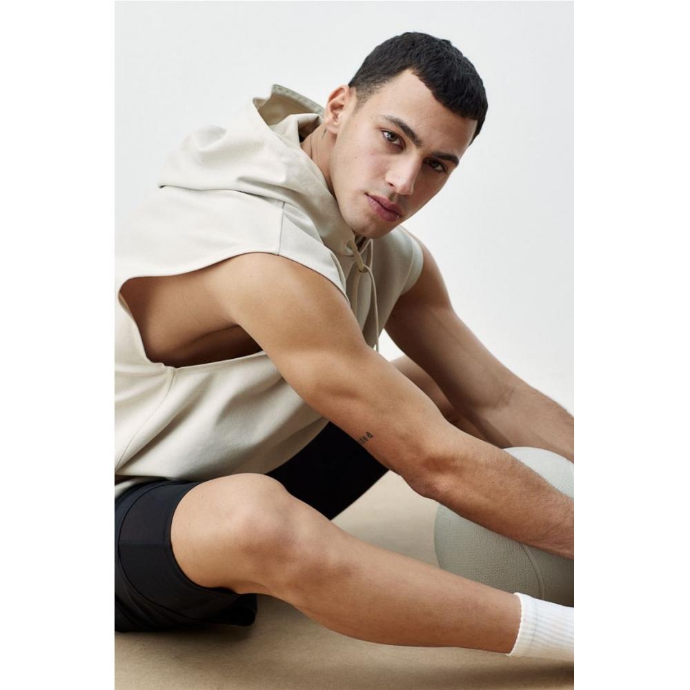 Спортивная толстовка без рукавов HM Regular Fit dryMove светлая бежевая
