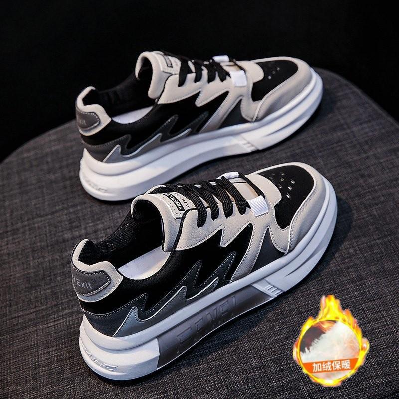 Папины кроссовки детские 2025 весна новые спортивные маленькие белые туфли платформа маффин универсальные повседневные кеды женские ins тренд