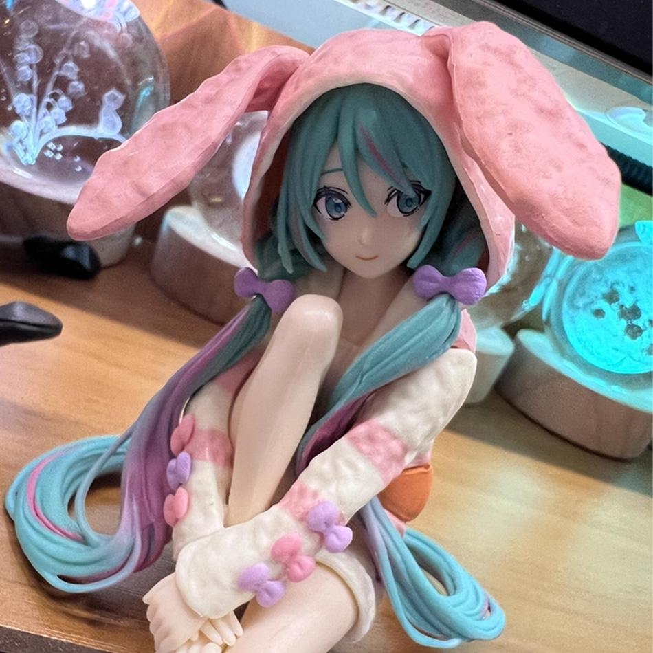 14СМ Аниме ХАТСUNE MIKU Фигурка в пижаме с ушками кролика Заглушка для лапши ПВХ Модель Игрушка Кукла Фигурка Действия Коллекция Подарок