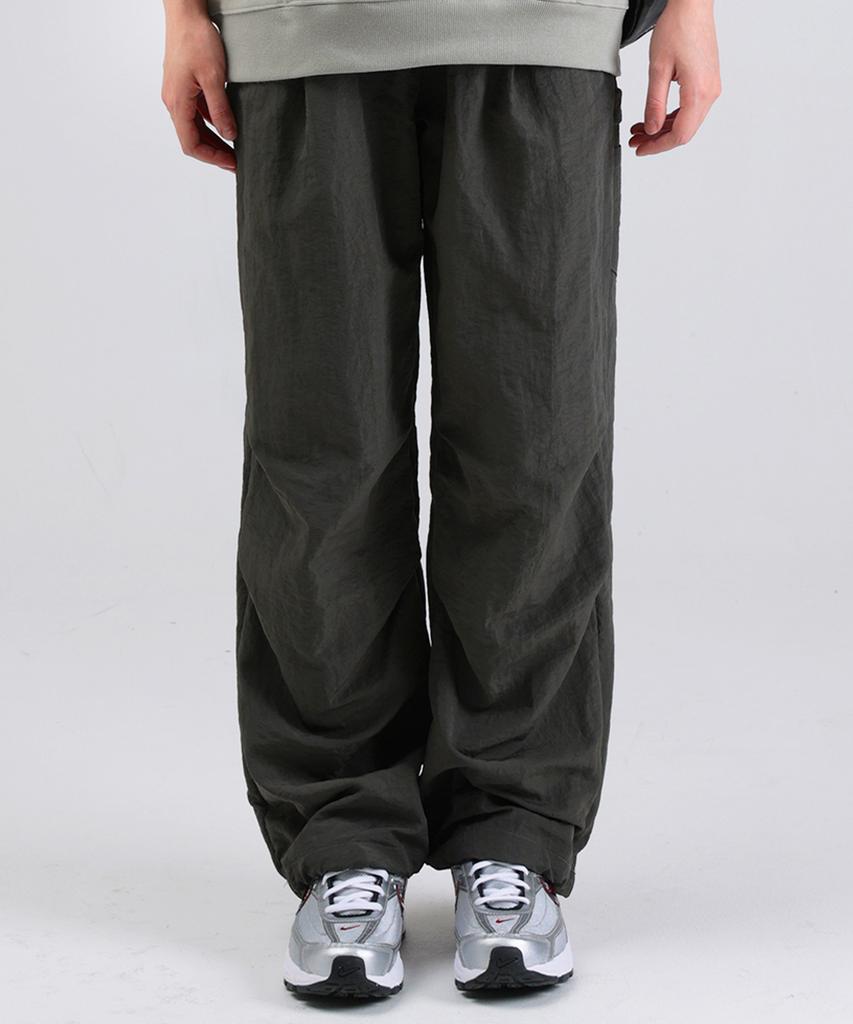 WHEN YOU MOVE Parachute Nylon Carpenter Wide Pants Khaki