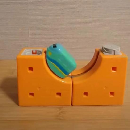 1 Набор Магнитный Трек Поезд Игрушечный Набор Детский DIY Рельсовый Конструктор Бросающий Вызов Гравитации