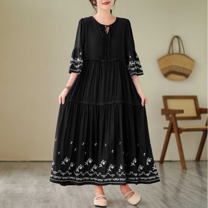 Embroidered Loose Fitting Women's Dress