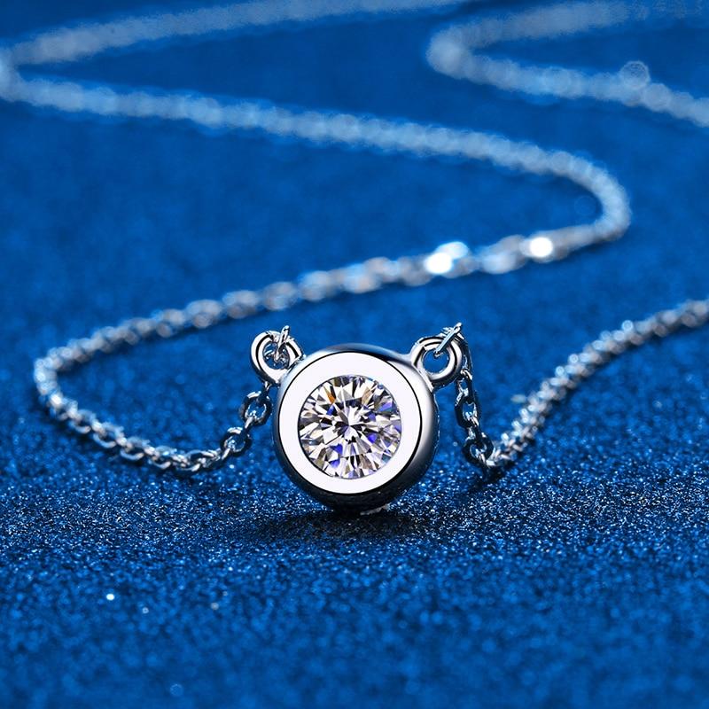100% Moissanite Dimond 0.5ct 1.0ct D Color Round Necklace 925 Sterling Silver Necklace Exquisite Fine Jewelry For Women'S Gifts