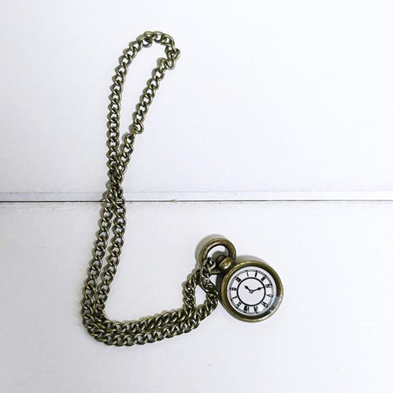 Мини-карманные часы изысканного качества, винтажные реалистичные карманные часы для кукольного домика, модель кукольного дома, аксессуары