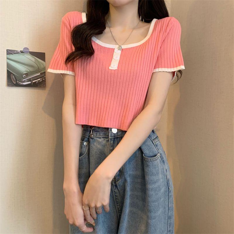 Square Neck Color Blocked Short Sleeved T-shirt for Women In Summer French Style Spicy Girl Knitted Base Shirt Front Shoulder Top