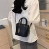 Bag Women's New Messenger Bag Fashion Versatile Handbag