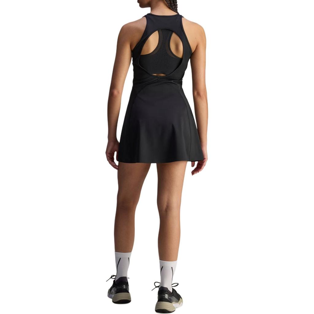 adidas Тренировочное платье JW4568