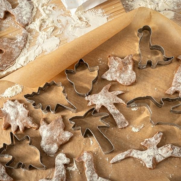 6 формочек для печенья и тортов с динозаврами