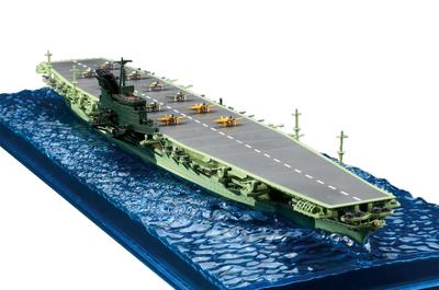 Fujimi 1/700 Серия «Нами» № 6 Авианосец Императорского японского флота Синано Модель-конструктор с защелками