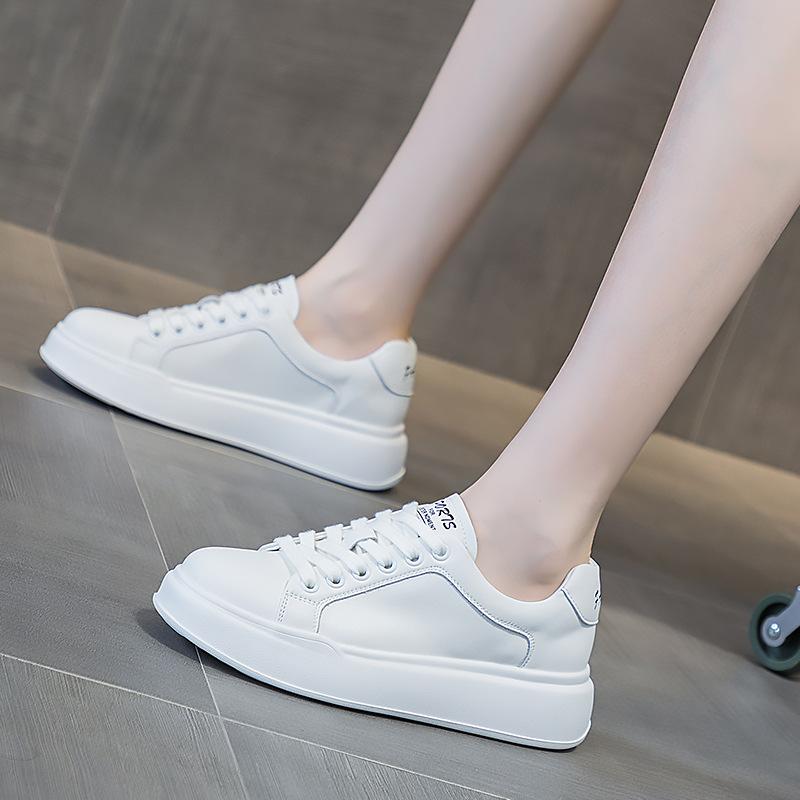 Кожаные белые туфли женские новые летние дышащие сетчатые туфли универсальные спортивные белые повседневные кроссовки мода