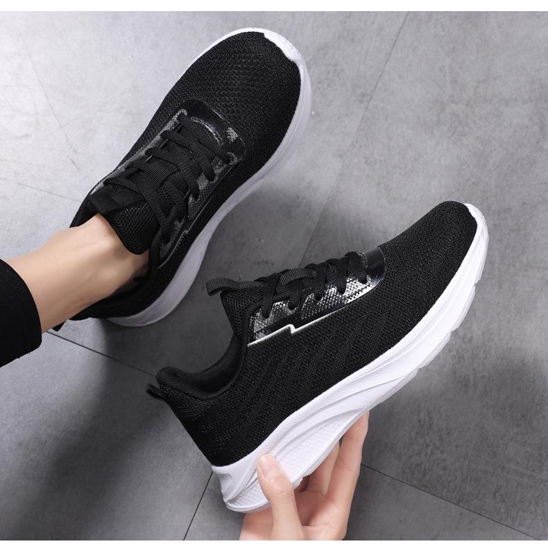 Женские дышащие кроссовки для бега из сетки Flyknit - Низкие, Большого размера, Повседневные кеды для Весны/Лета
