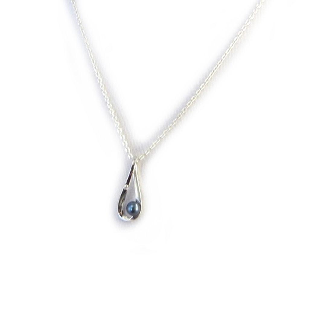 Altesse [M2704] - Серебряное колье "Сисси" серо-белое