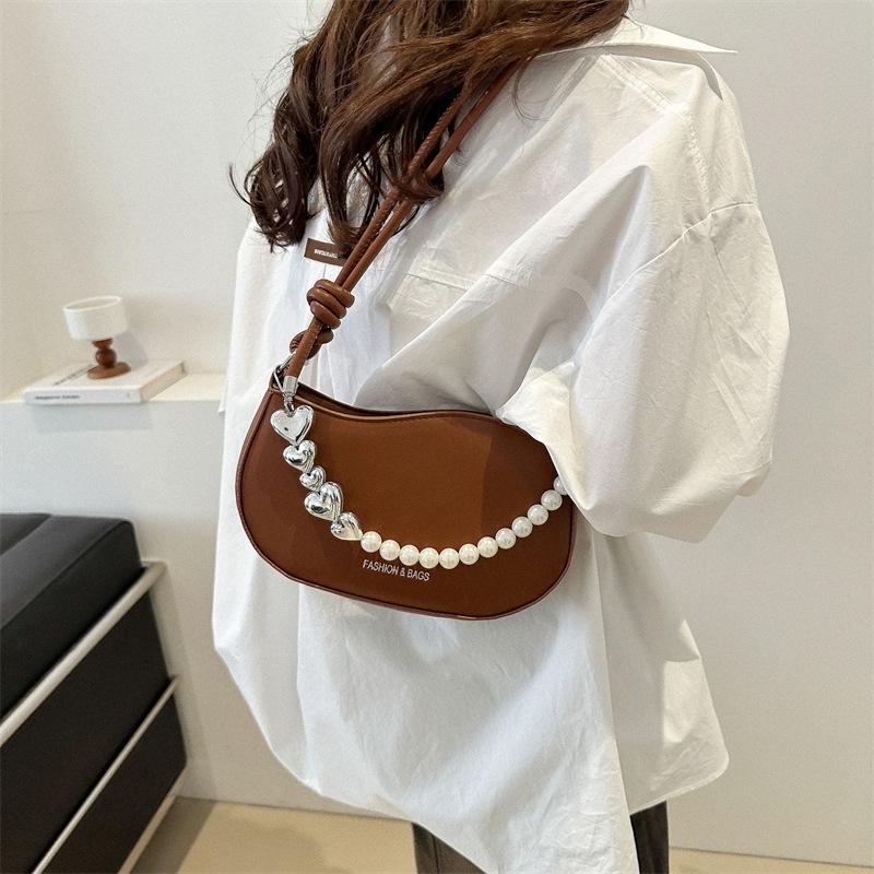 Сумка-цепочка в корейском стиле для женщин с жемчугом, новая сумка через плечо, модная сумка на одно плечо подмышкой