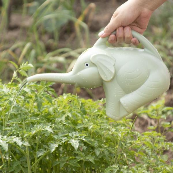 Garden Plastic Elephant Watering Can Gardening Tool Plant Outdoor Irrigation Watering Pot Jug