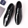 Fashion Trending Classic Men Dress Shoes for High Quality Men Oxfords Patent Leather Shoes Lace Up Formal Leather Wedding Party Shoes