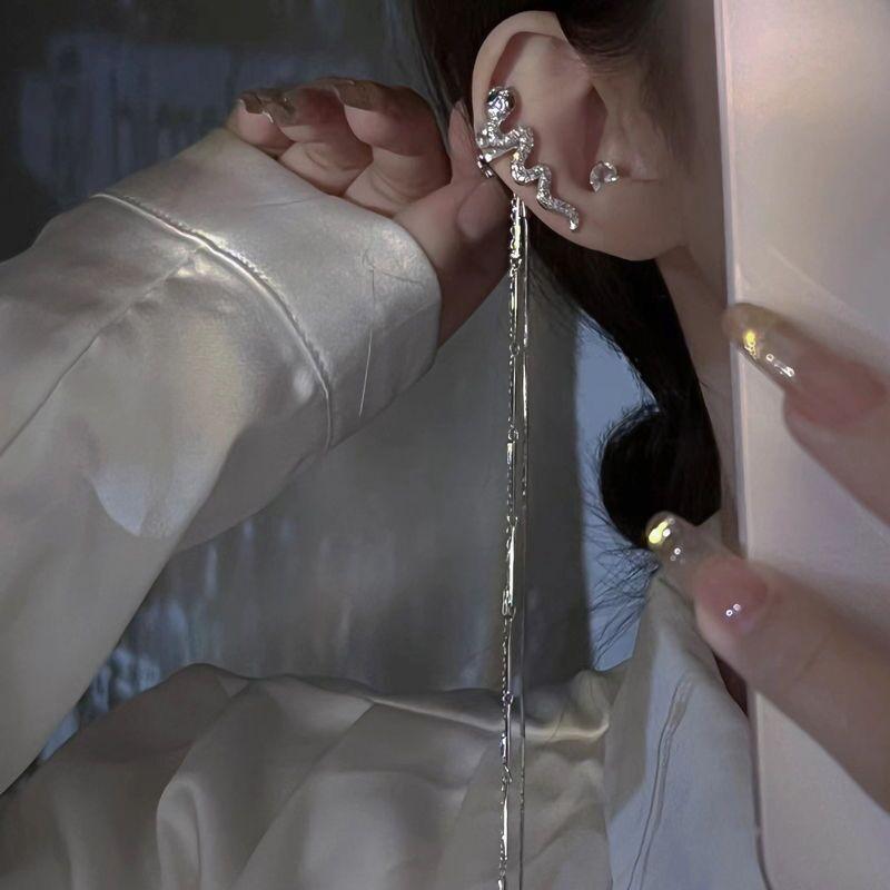 Trend Metal Wind Diamond-Encrusted Snake Tassel Ear Clip Chain No Ear Piercing Ear Bone Clip Geometric Earrings Women