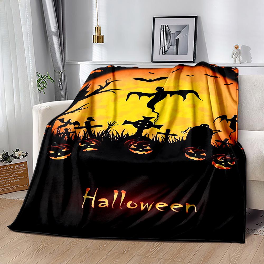 Halloween 45 Blanket Soft & Cozy Suitable for Bed Picnics Bedding for All Seasons Modern Style Ideal Gift for Friends Family Couples Picnic