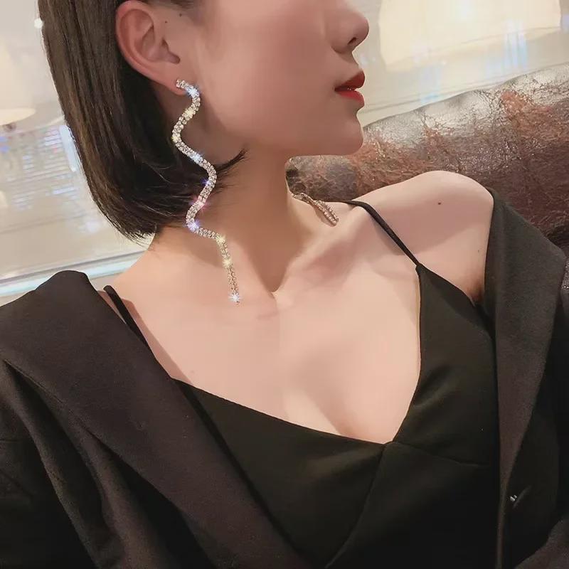 "2024 Fashion Statement Korean Snake Tassel Earrings - Exquisite 925 Silver Needle Design”