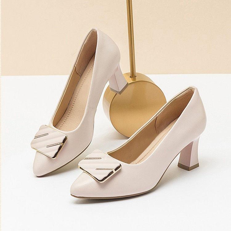 Обувь грубого покроя для женщин, универсальная на весну и осень, с острым носком, на среднем каблуке