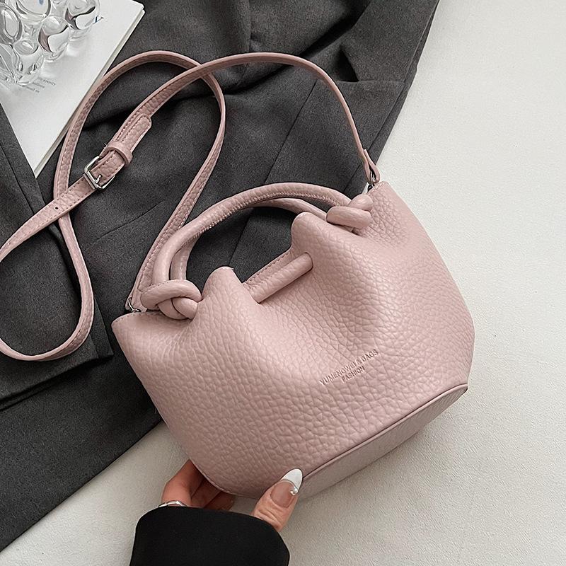 2025 New Simple Lychee Pattern Portable Vegetable Basket Bag Exquisite Versatile Fashion Commuter Messenger Mother Bag Women