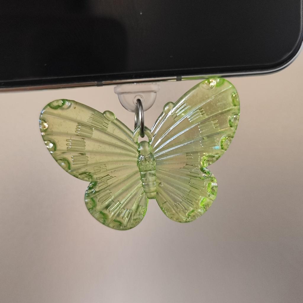 Dreamy Butterfly Phone Dust Plug, Suitable for Type-C Dust Plugs, Adds a Touch of Fantasy To Your Phone's Charging Port