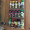 Wall Mounted Spice Bottle Storage Rack Kitchen Seasoning Holder Adhesive Plastic Clip Cabinet Door Spice Jar/Cosmetic Dispenser